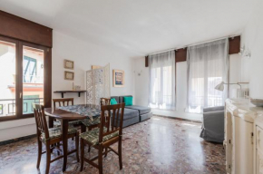 Venezia- S. Lucia Train Station Lovely Apartment!